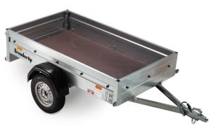 Brenderup 1205 S - 500 eller 750 kg
Lille, alsidig trailer velegnet til gør-det-selv projekter: fra camping og fritid til bortkørsel af haveaffald og skrald