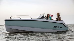 Compass 160 e - Mercury F60 EFI