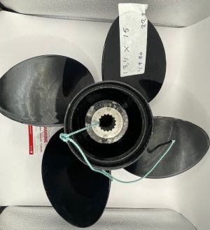 Spitfire propeller 13,25 x 15, alu. 4 blade, 75 - 125hk, samt 40-60hk Bigfoot. - OUTLET
